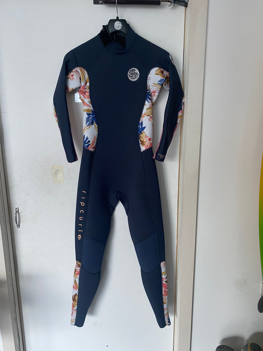 Rip Curl NEW 3/2 E5 Dawn Patrol, Women’s 8, Back Zip, Steamer Wetsuit P24357