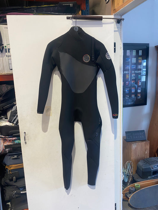 Rip Curl 3/2 E7 AS NEW, HeatSeeker,Flashbomb, Zip Free, Small Adult Steamer Wetsuit  P32355