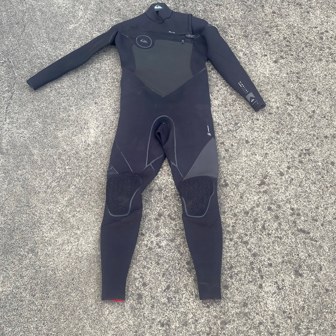 Quiksilver 3.5/3 Highline, Chest Zip, Medium Adult Wetsuit Steamer